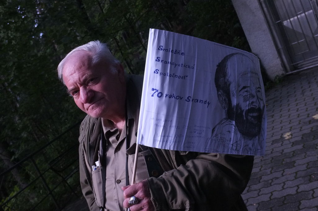 transparetn Smiesne Srandisticka Spolocnost sss